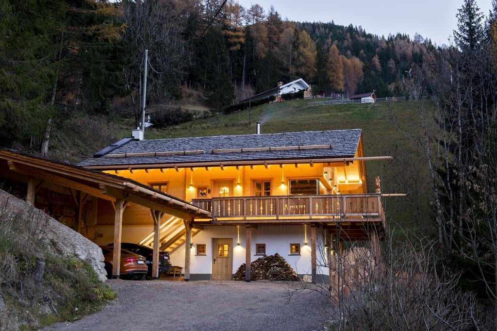 Wuidererhuettn, Charlet In Alleinlage Mit Freistehendem Saunahaus Großkirchheim Extérieur photo