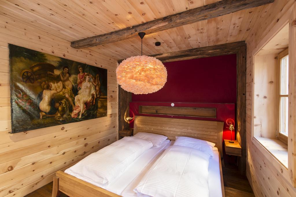 Wuidererhuettn, Charlet In Alleinlage Mit Freistehendem Saunahaus Großkirchheim Extérieur photo